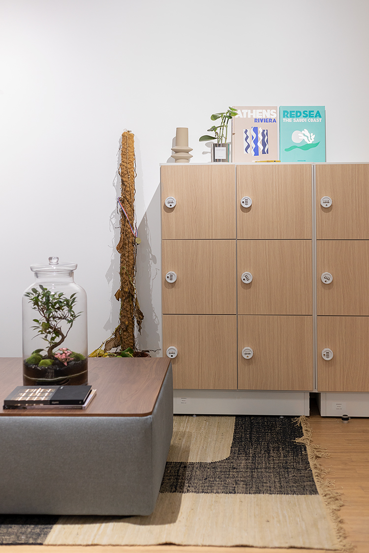 bureau-93-rue-montmartre-reflex-2